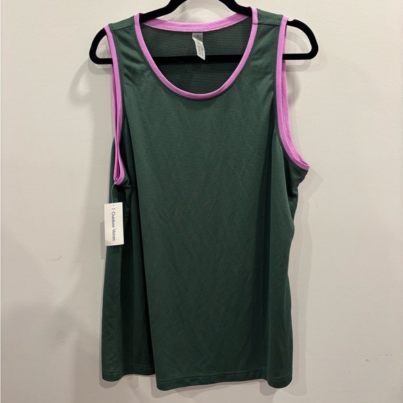 Outdoor Voices Rec Mesh Tank in Evergreen - Picture 3 of 9